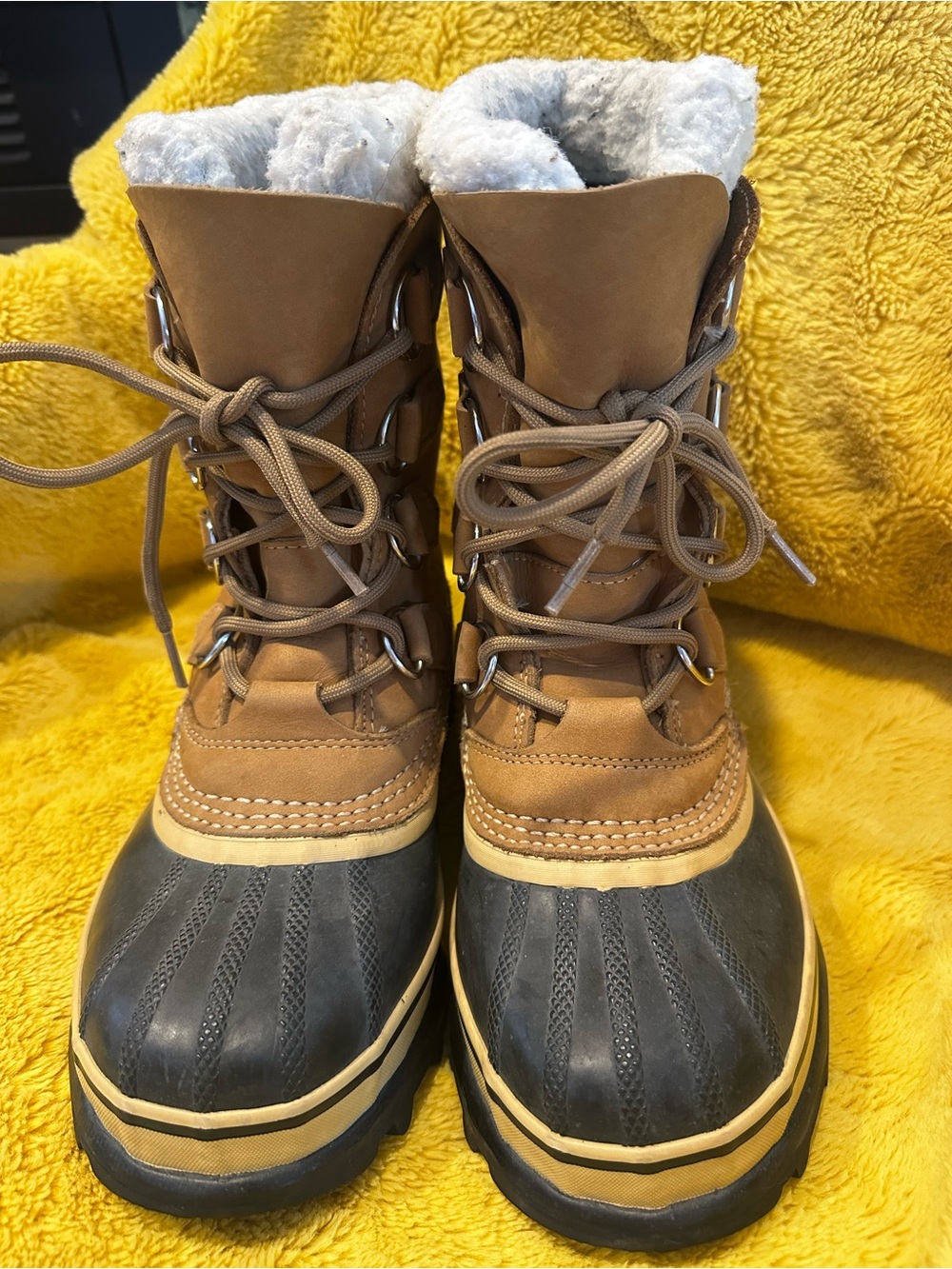 Sorel Women's Sz 6 Caribou Waterproof Winter Snow Boots NL1005-280 Outerwear